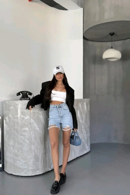 Pantaloni scurti de dama