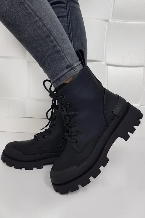 Womens boots