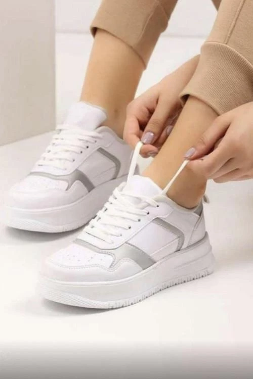 Дамски кецове