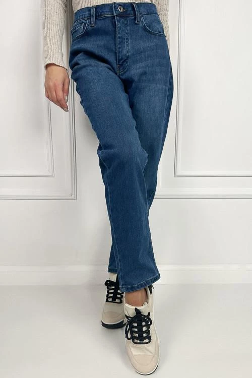 Women jeans