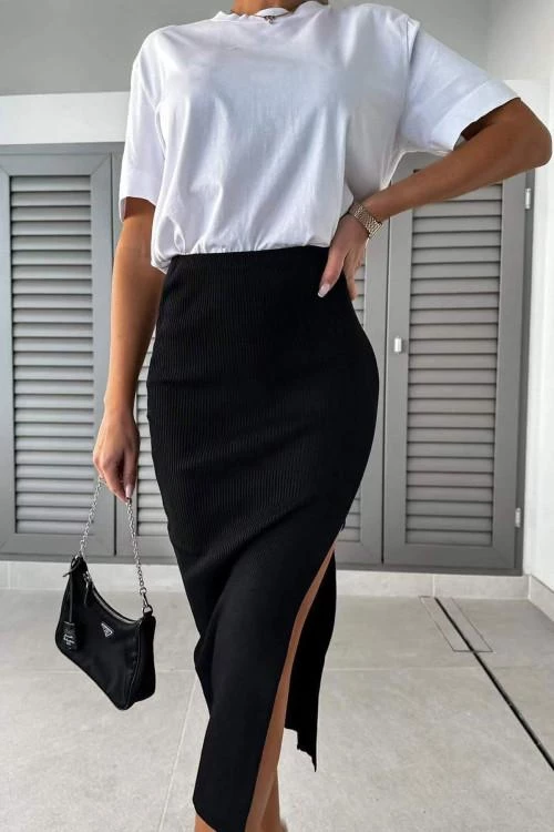 Ladies skirt with high waist