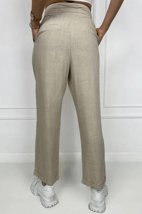 Women's trousers with asymmetric buttons