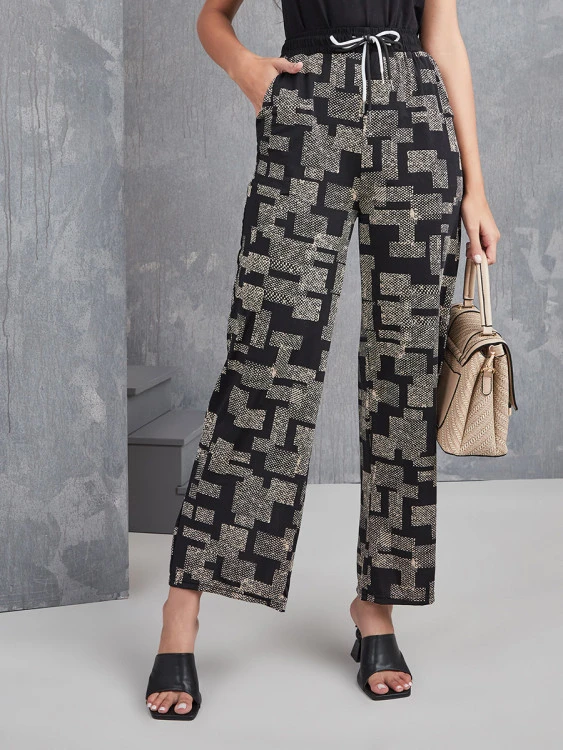 Women's pants with geometric motifs