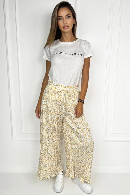 Women's trousers with a floral pattern and pleats