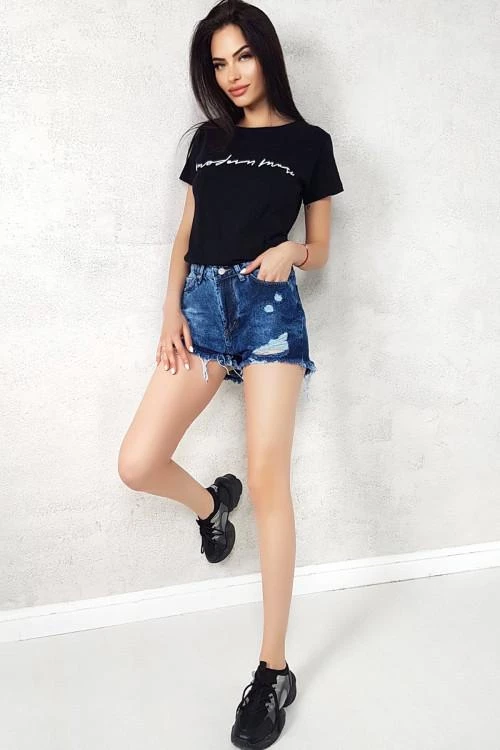 Дамски къси дънки със скъсан ефект