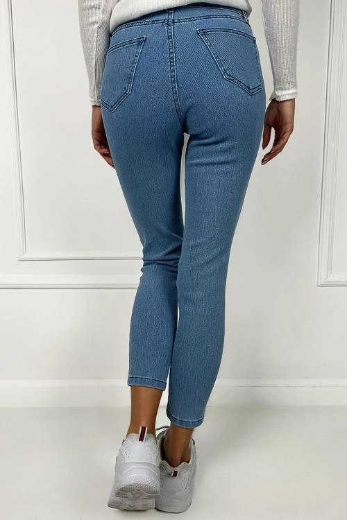 Women jeans