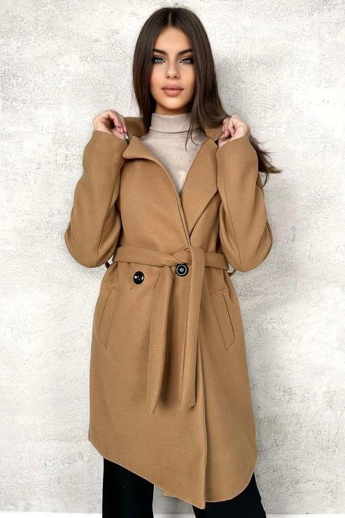 Ladies coat with belt